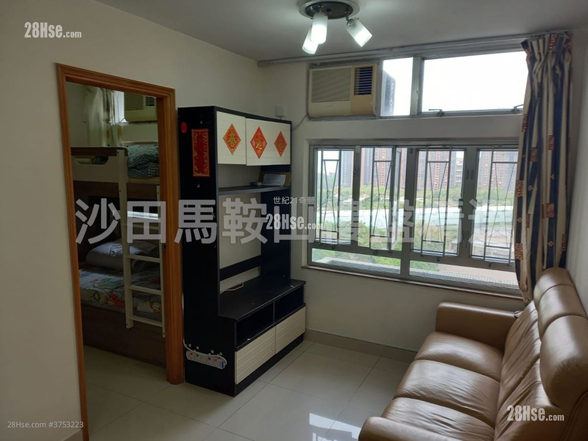 Kam Lung Court Sell 2 Bedrooms , 1 Bathroom 401 ft²