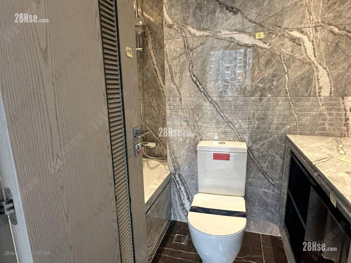 港岛南岸 租盘 3 房 , 2 浴室 748 平方尺