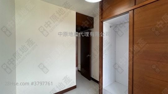 Greenfield Garden Rental 2 Bedrooms , 1 Bathroom 386 ft²