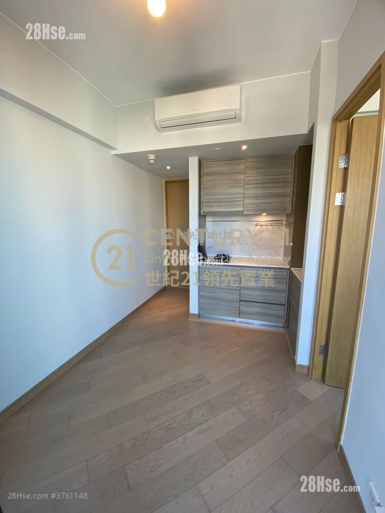 Axis Sell 1 Bedroom , 1 Bathroom 247 ft²