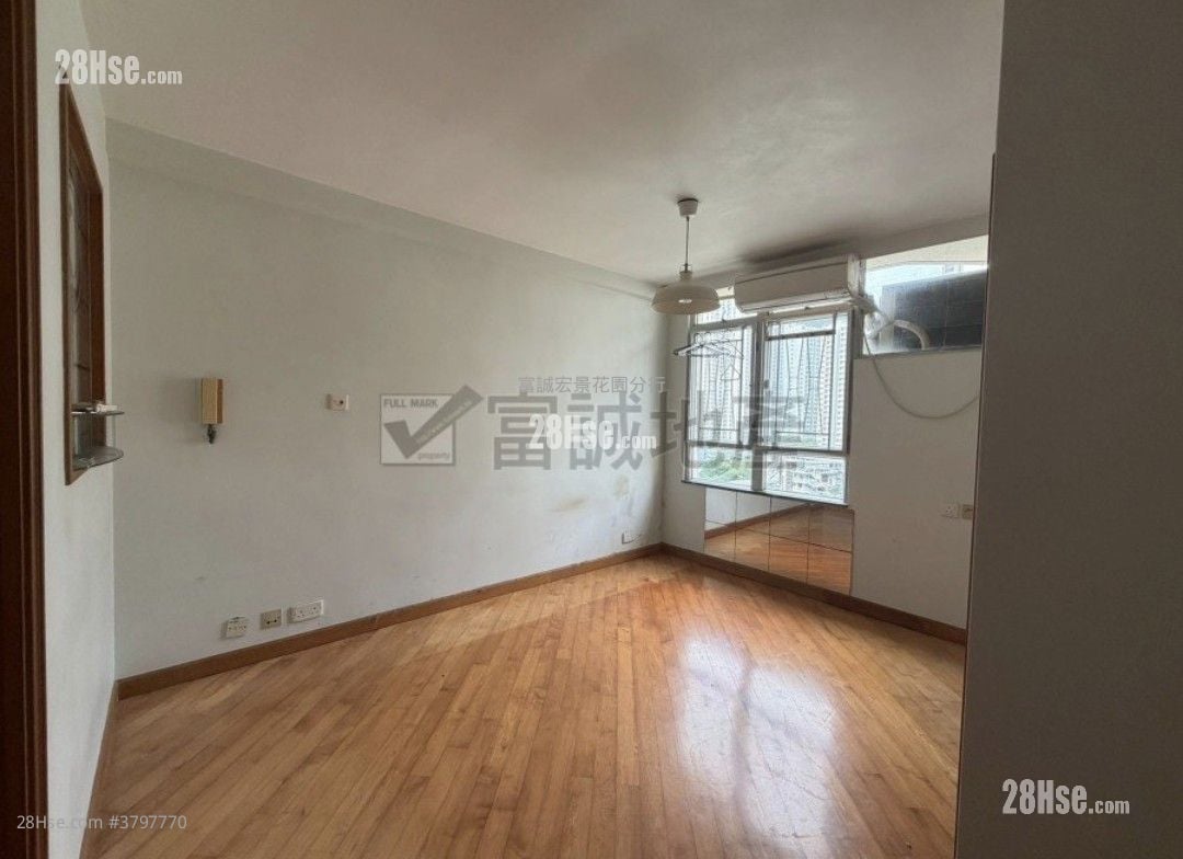 Tsz On Court Sell 2 Bedrooms , 1 Bathroom 421 ft²