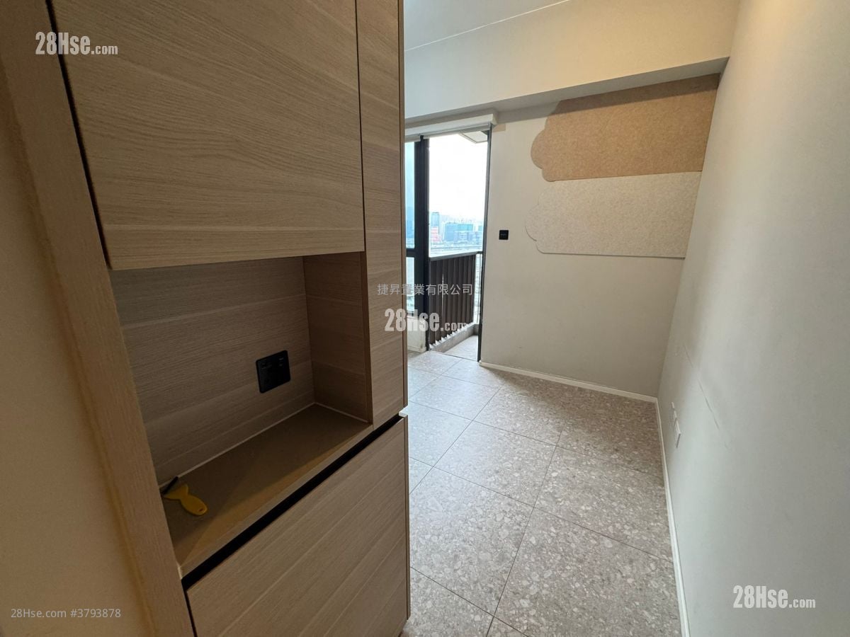 Artisan Garden Sell 1 Bedroom , 1 Bathroom 303 ft²