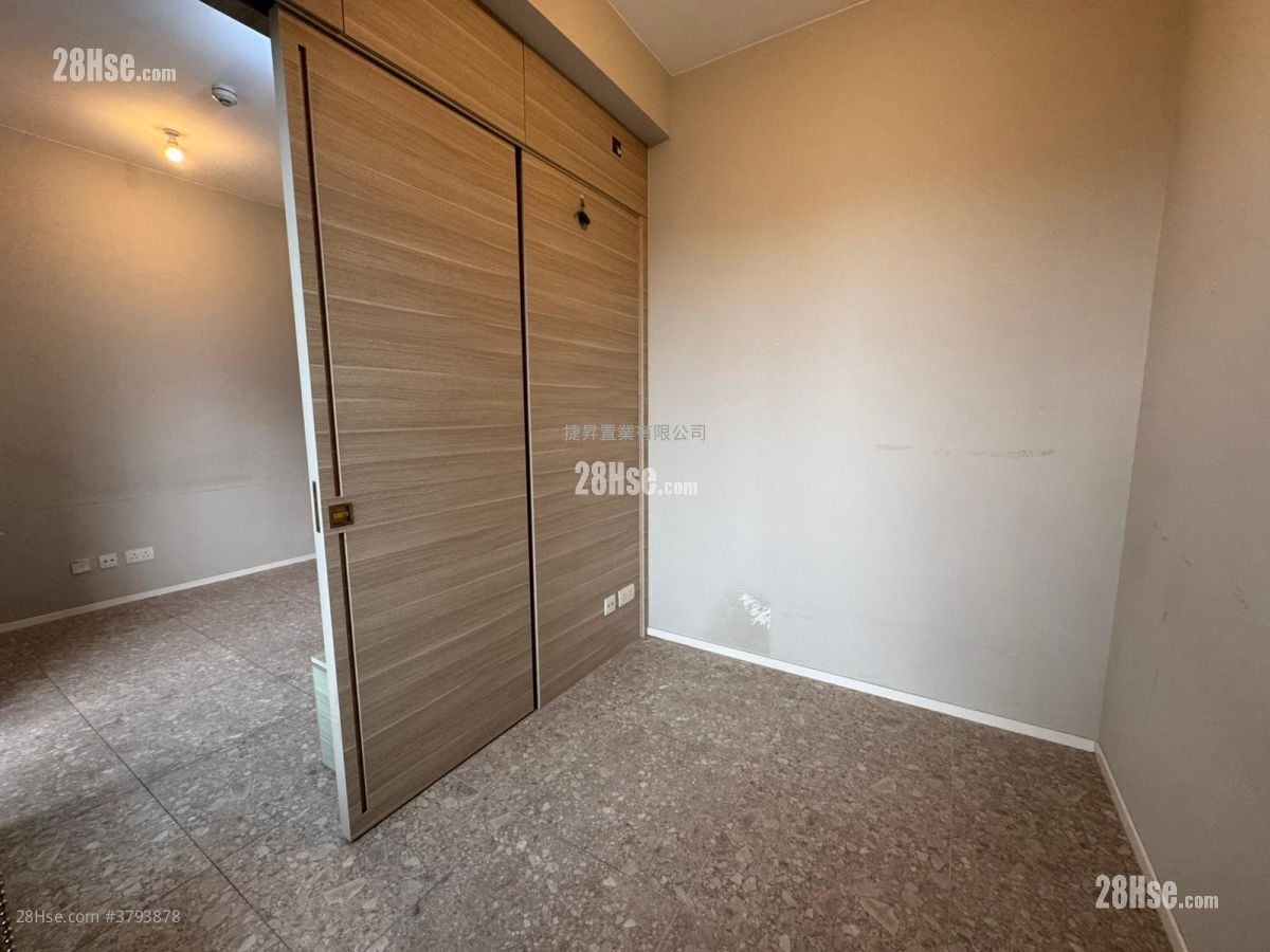 Artisan Garden Sell 1 Bedroom , 1 Bathroom 303 ft²