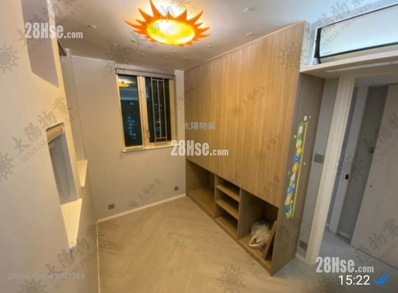 Harbour Place Sell 3 Bedrooms 589 ft²