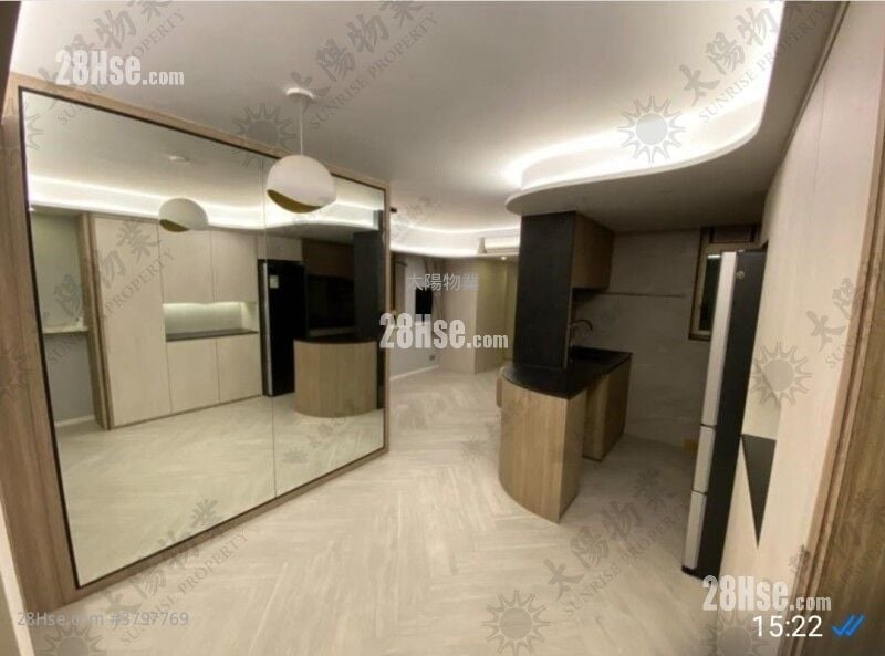 Harbour Place Sell 3 Bedrooms 589 ft²