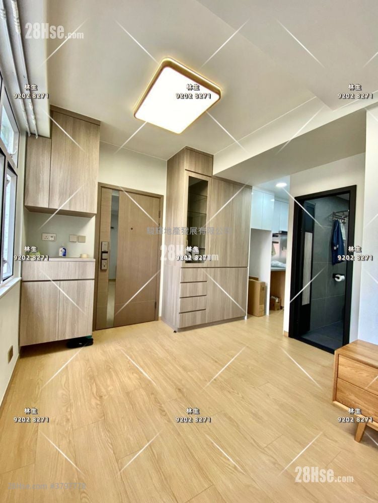 Season Mansion Sell 1 Bedroom , 1 Bathroom 319 ft²