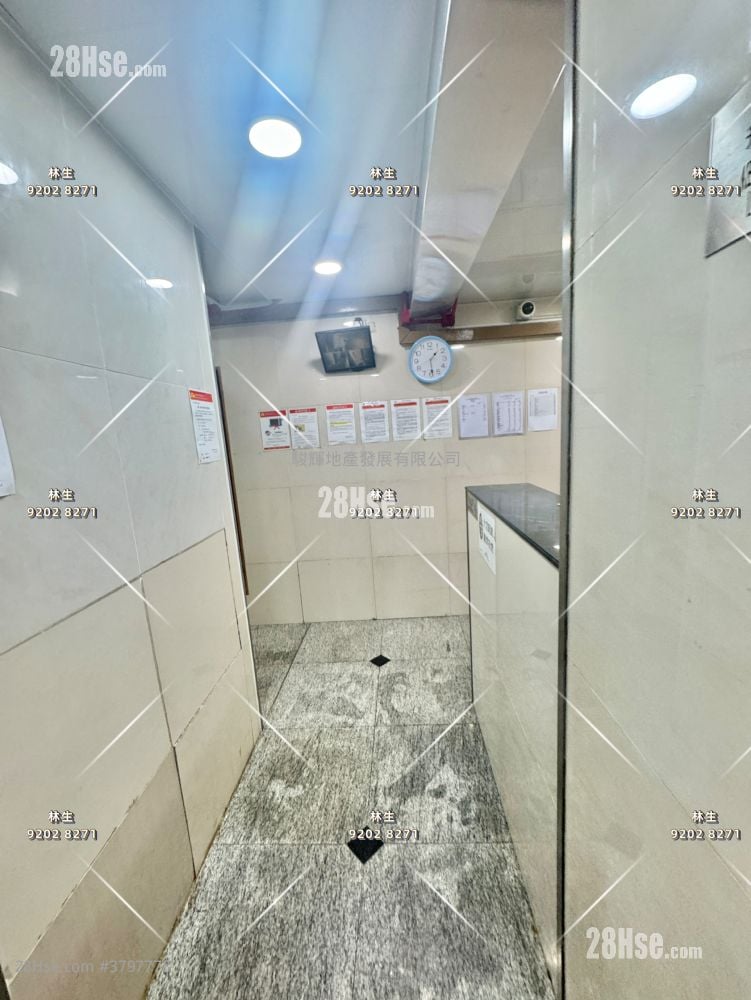 Season Mansion Sell 1 Bedroom , 1 Bathroom 319 ft²