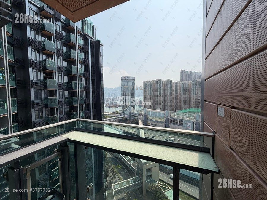 The Quinn Square Mile Sell 1 Bedroom , 1 Bathroom 328 ft²