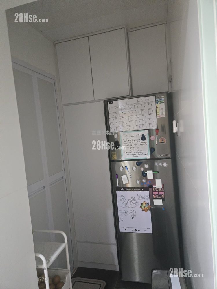 Hong Lam Court Sell 2 Bedrooms , 1 Bathroom 401 ft²