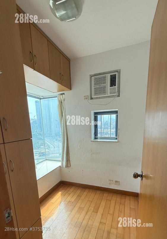 Apartment Rental 2 Bedrooms 331 ft²