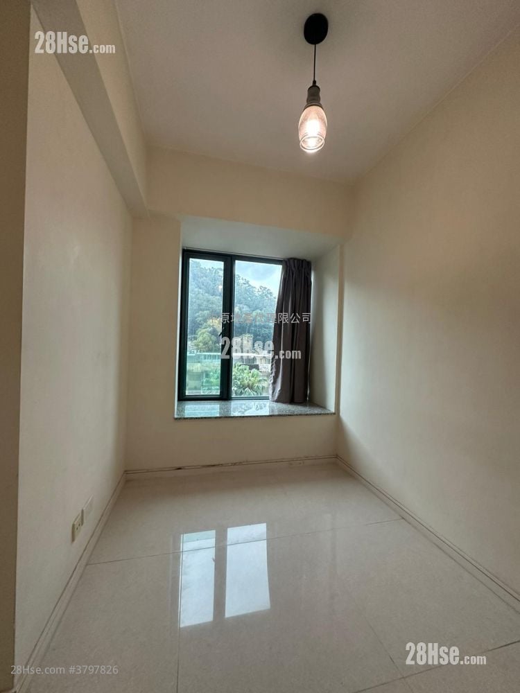 The Rise Sell 1 Bathroom 522 ft²