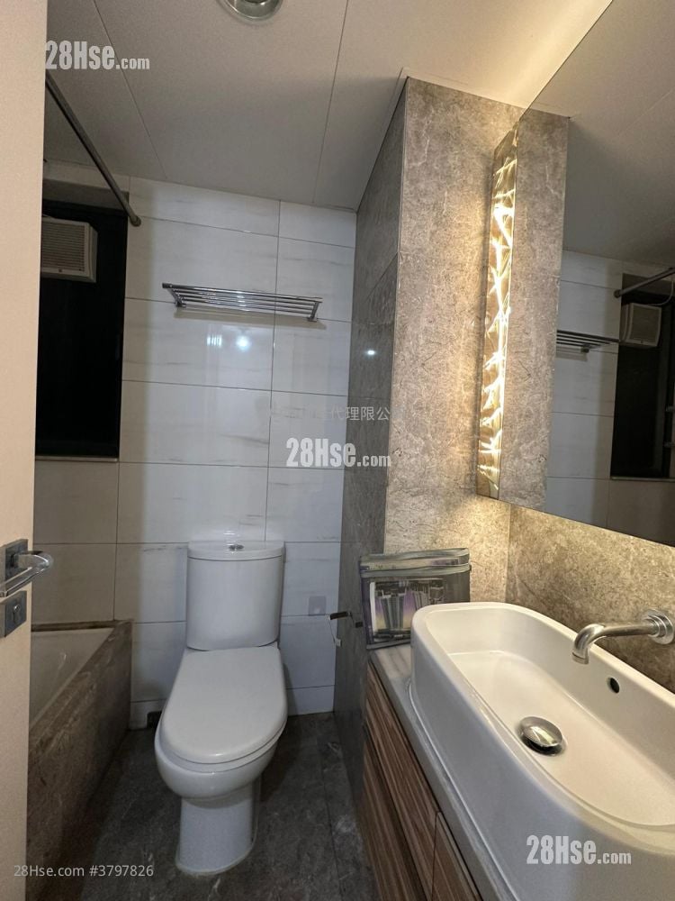 The Rise Sell 1 Bathroom 522 ft²