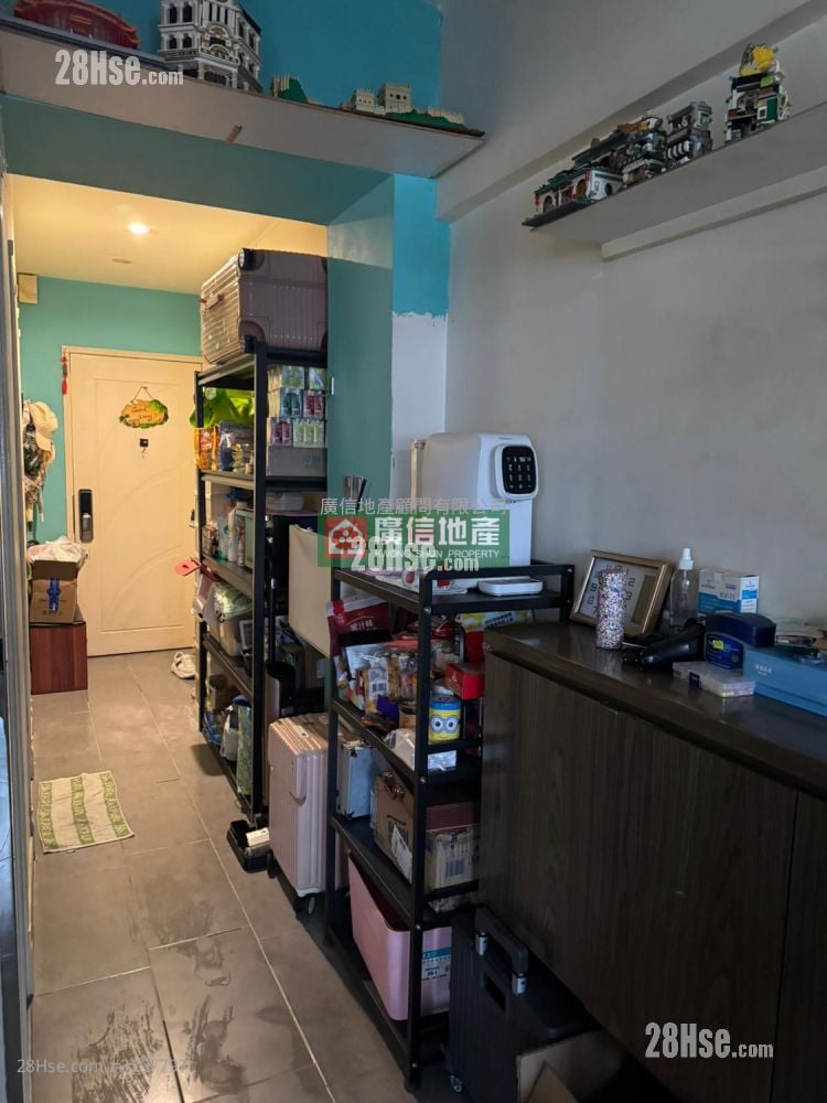 Po Cheong Building Sell 2 Bedrooms , 1 Bathroom 480 ft²