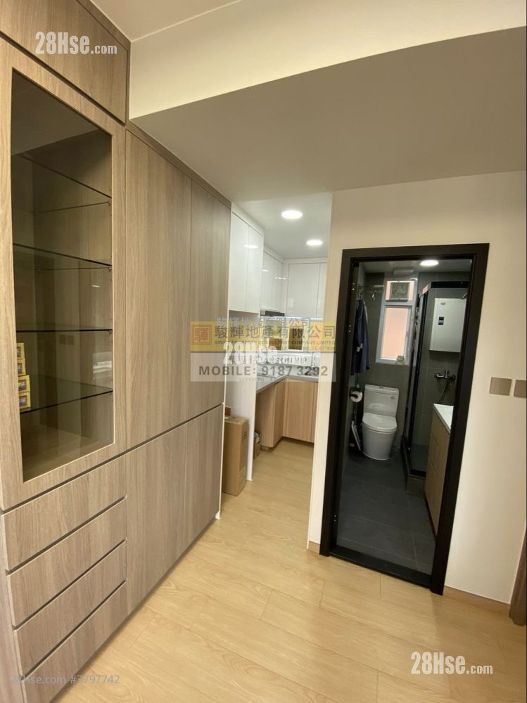 Season Mansion Sell 1 Bedroom , 1 Bathroom 319 ft²