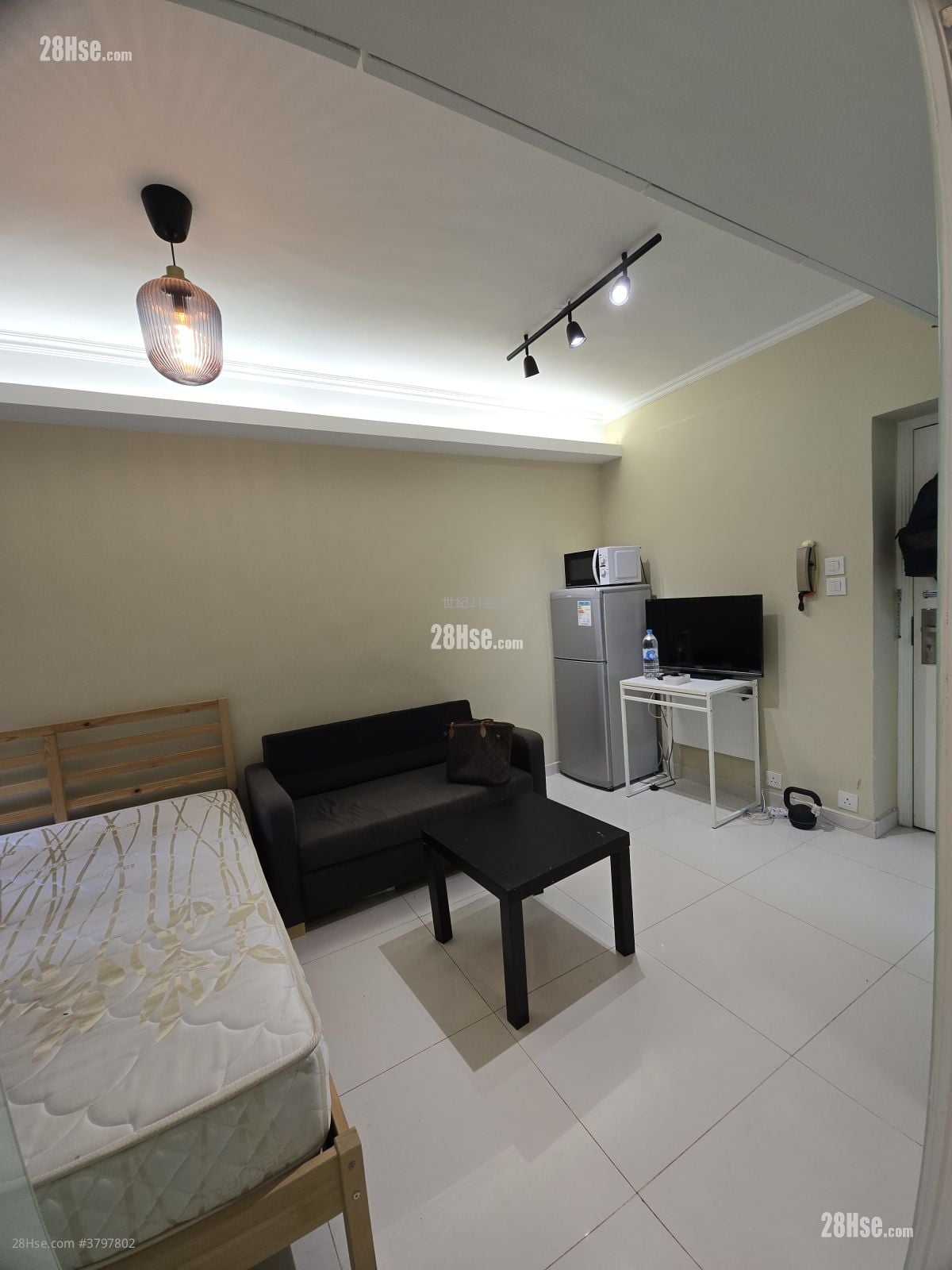 广泰楼 租盘 1 房 , 1 浴室 245 平方尺