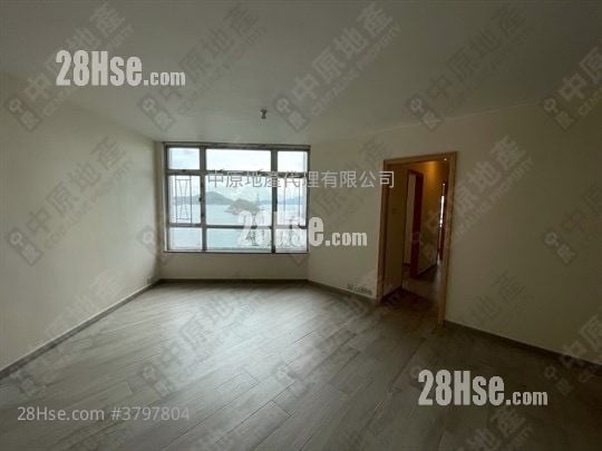 海怡半岛 售盘 4 房 , 2 浴室 739 平方尺