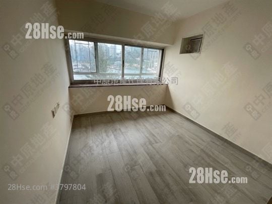 海怡半岛 售盘 4 房 , 2 浴室 739 平方尺