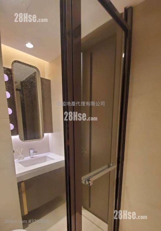 Novum Point Rental 1 Bedroom , 1 Bathroom 263 ft²