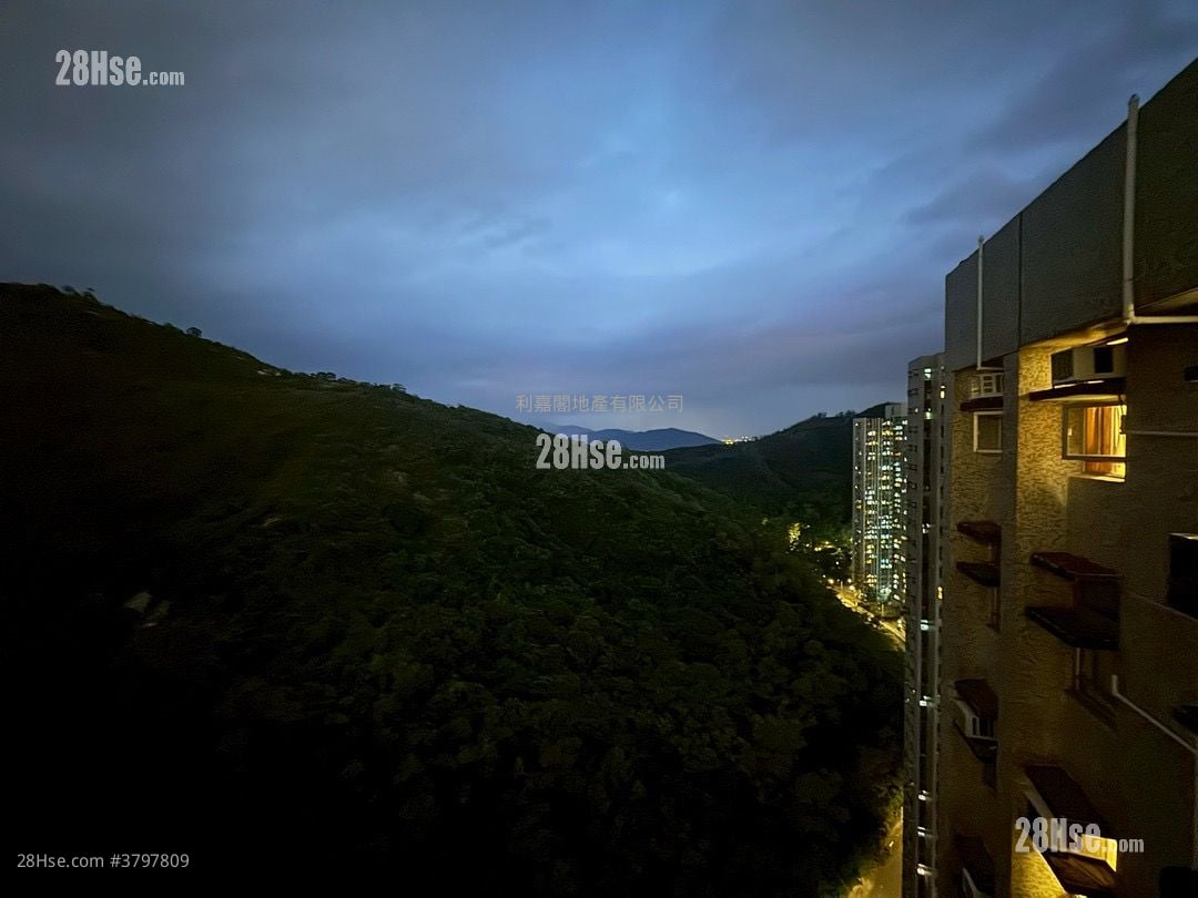 青华苑 售盘 2 房 , 1 浴室 401 平方尺