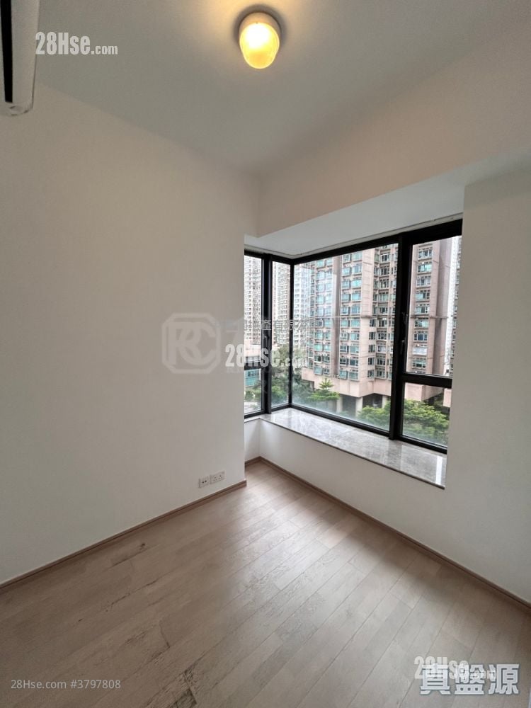 逸峯 售盘 2 房 459 平方尺