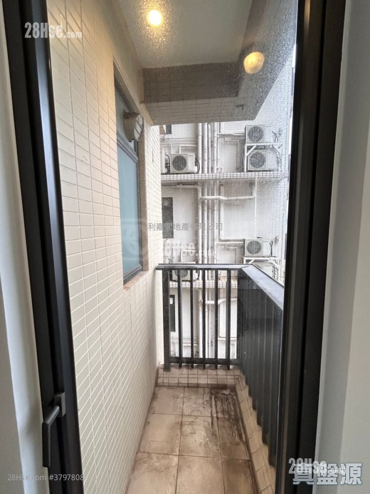 逸峯 售盘 2 房 459 平方尺