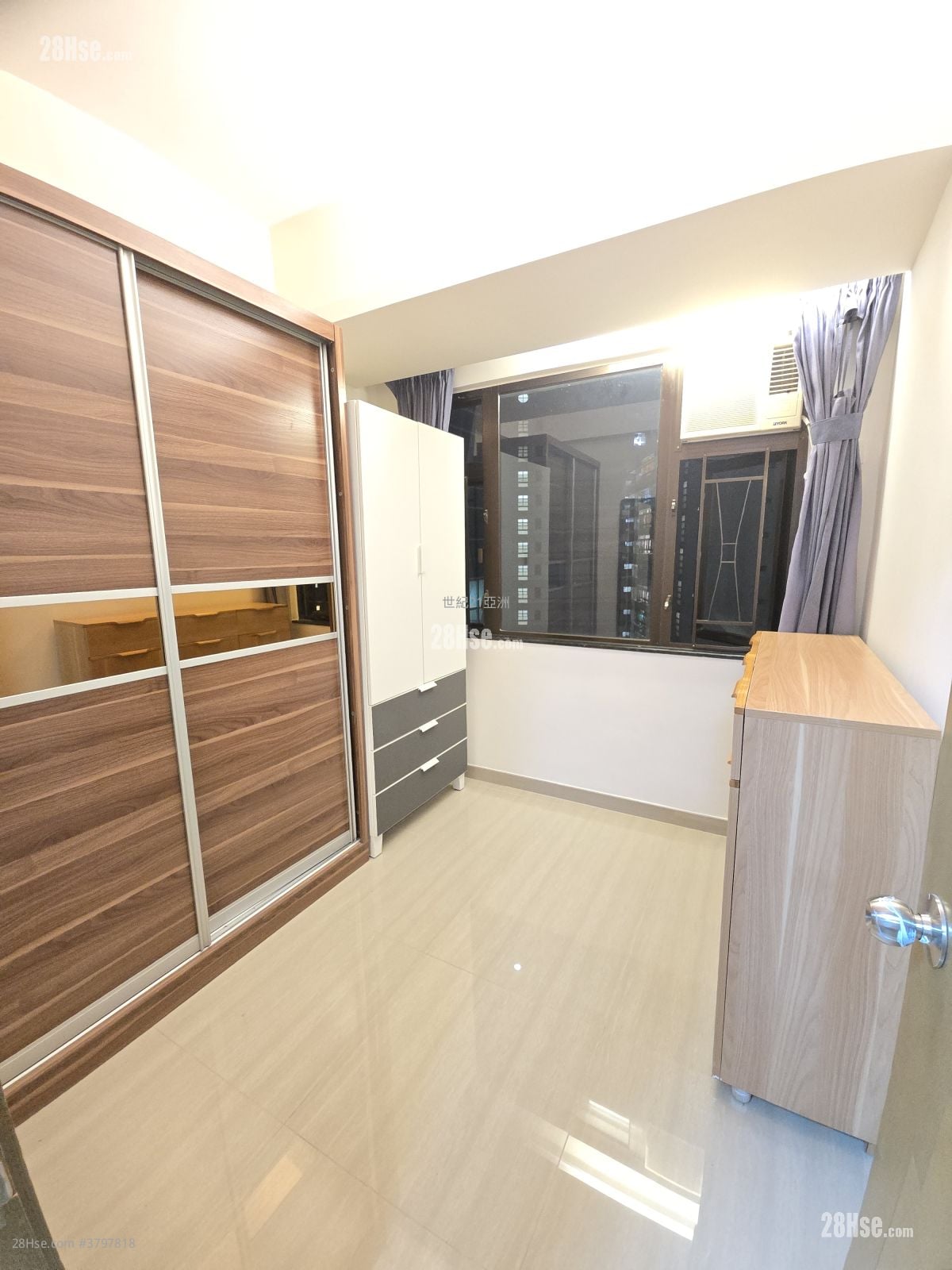 富利大厦 租盘 2 房 , 1 浴室 375 平方尺