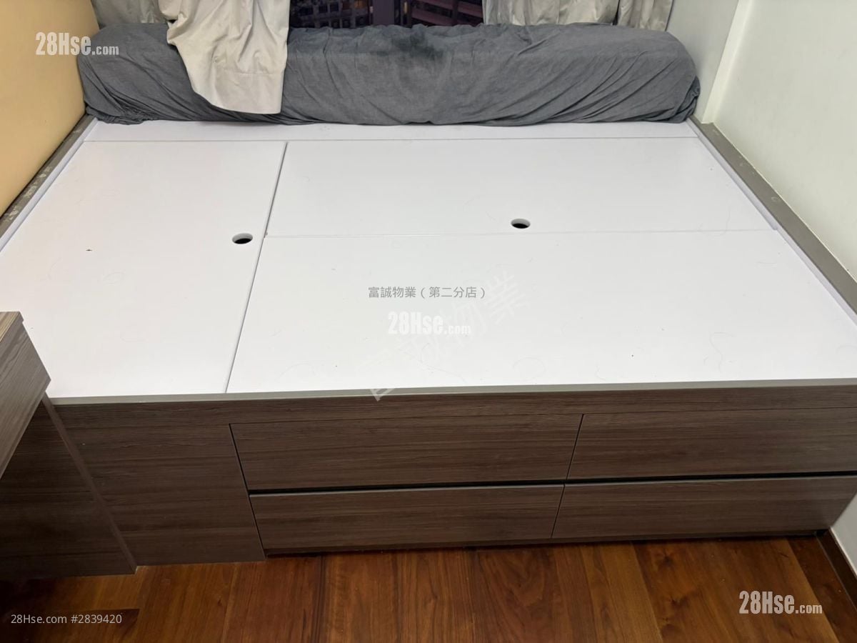 Maya Rental 2 Bedrooms , 1 Bathroom 495 ft²