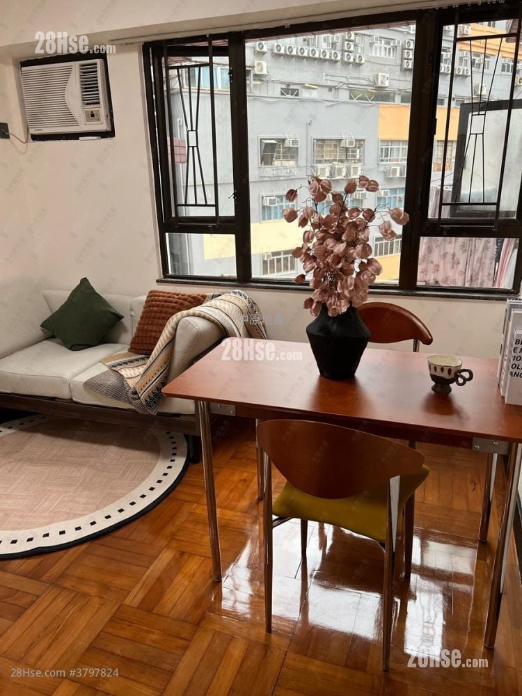 Wealth Court Sell 2 Bedrooms , 1 Bathroom 294 ft²