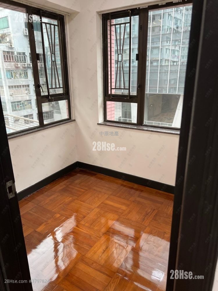 Wealth Court Sell 2 Bedrooms , 1 Bathroom 294 ft²