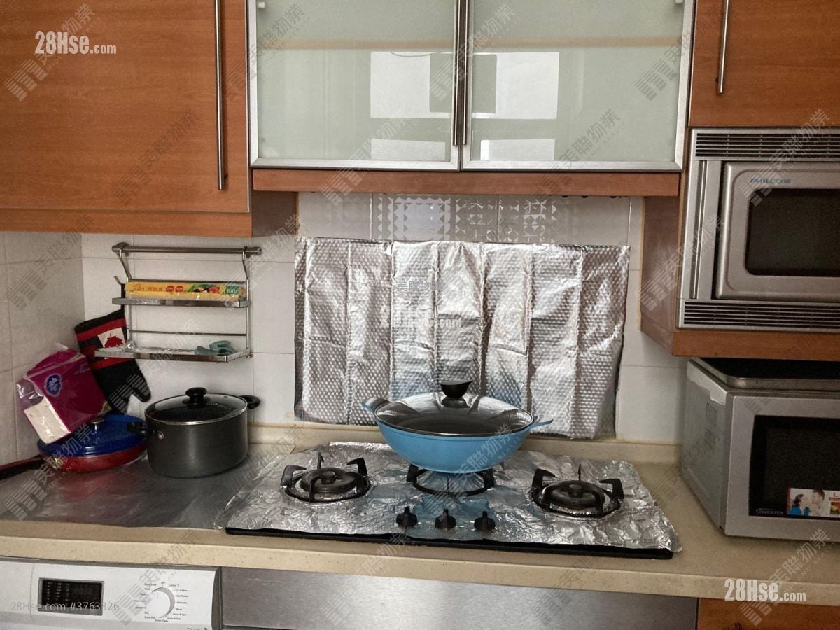 The Cliveden Sell 3 Bedrooms , 2 Bathrooms 713 ft²