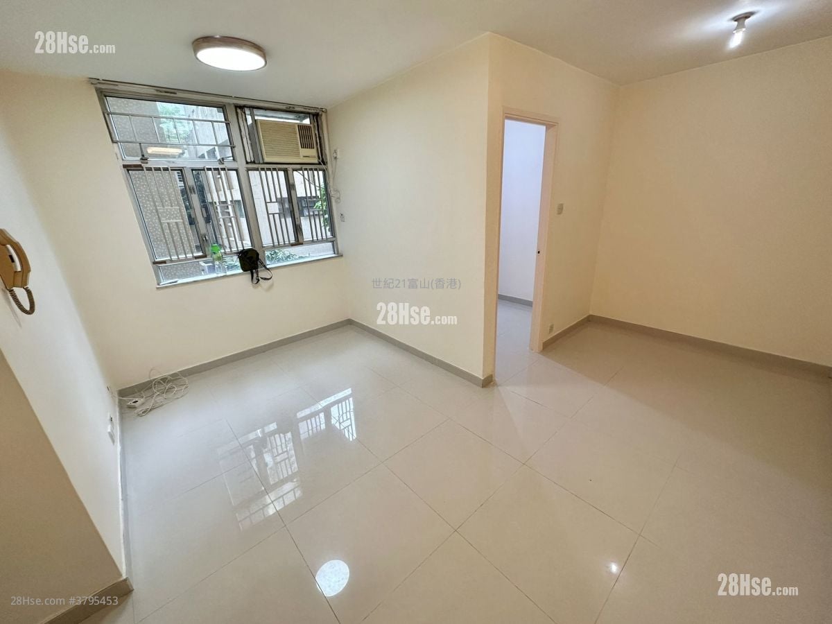 龙蟠苑 售盘 340 平方尺