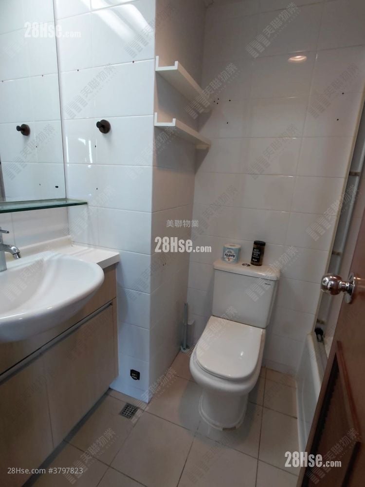 Royal Green Sell 2 Bedrooms 450 ft²