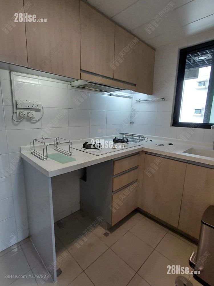 Royal Green Sell 2 Bedrooms 450 ft²