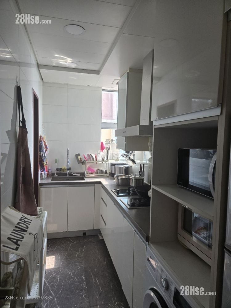 御龙山 售盘 3 房 , 3 浴室 935 平方尺