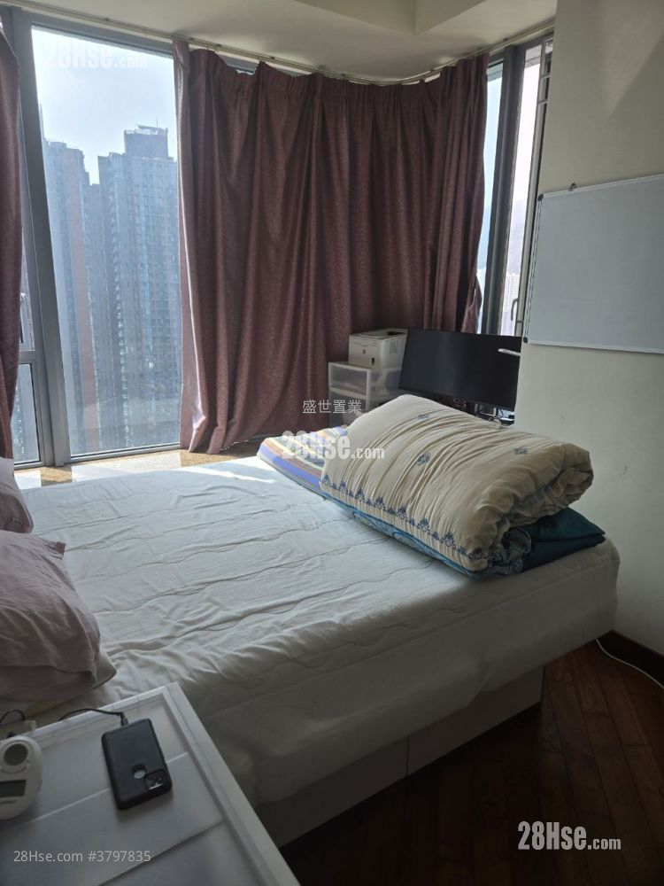 御龙山 售盘 3 房 , 3 浴室 935 平方尺