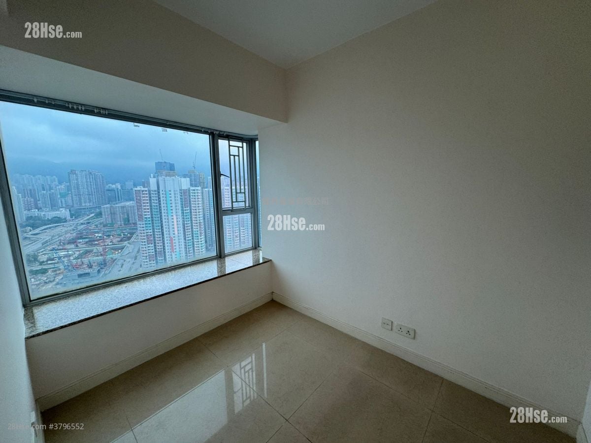 Sky Tower Sell 2 Bedrooms , 1 Bathroom 479 ft²