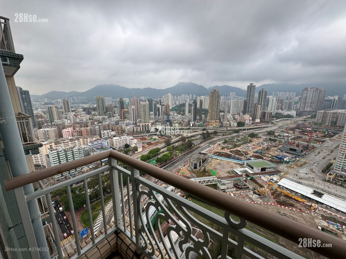 Sky Tower Sell 2 Bedrooms , 1 Bathroom 479 ft²