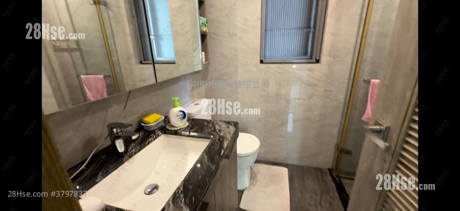 映日湾 售盘 4 房 , 2 浴室 803 平方尺