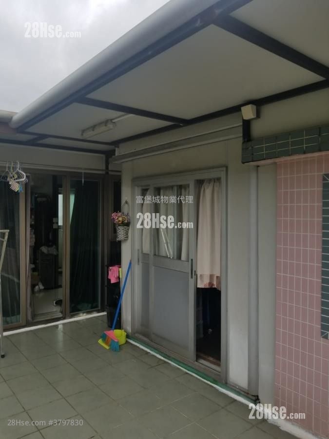 Tai Lam Liu Village Sell 4 Bedrooms , 3 Bathrooms 650 ft²