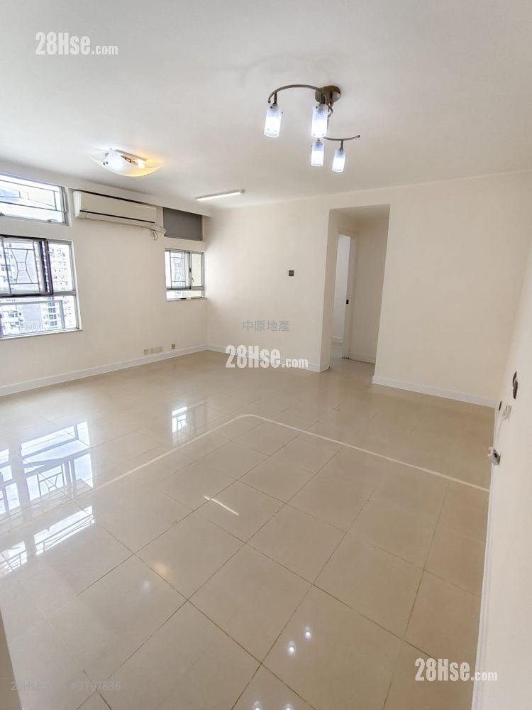 德强苑 售盘 3 房 , 1 浴室 574 平方尺