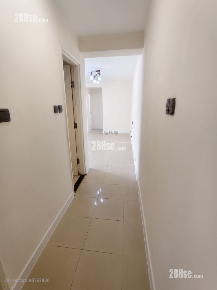 德强苑 售盘 3 房 , 1 浴室 574 平方尺