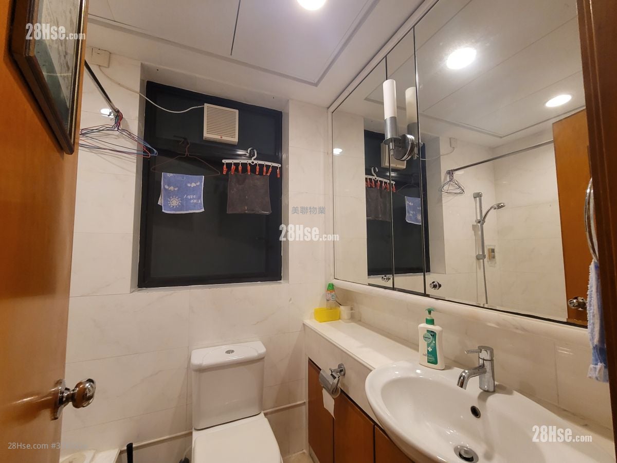 The Cliveden Sell 3 Bedrooms , 2 Bathrooms 713 ft²