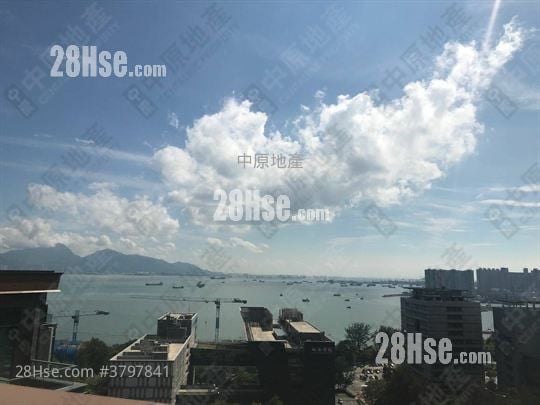 The Bloomsway Rental 1,213 ft²