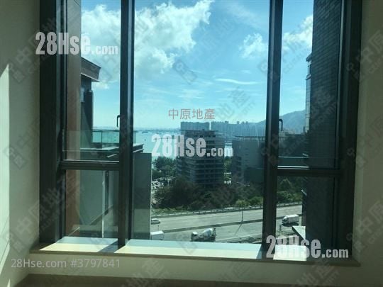 The Bloomsway Rental 1,213 ft²