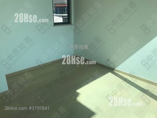 The Bloomsway Rental 1,213 ft²