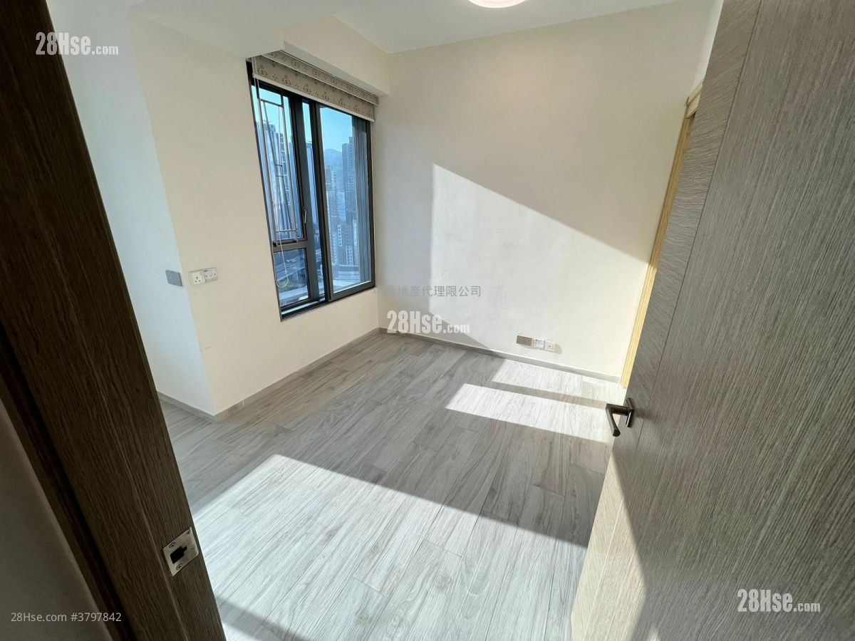 映日湾 售盘 3 房 , 2 浴室 644 平方尺