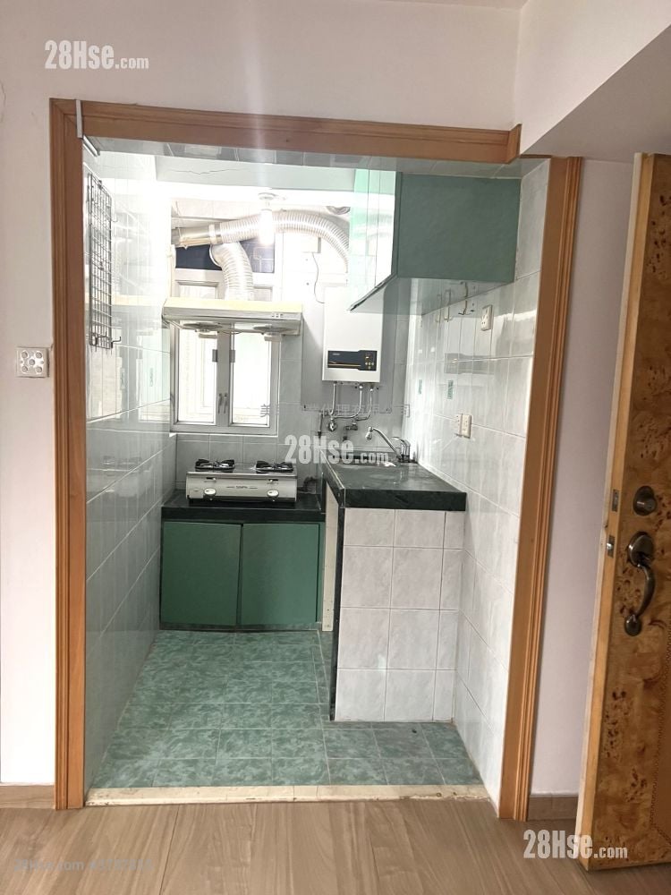 好运中心 售盘 2 房 , 1 浴室 326 平方尺