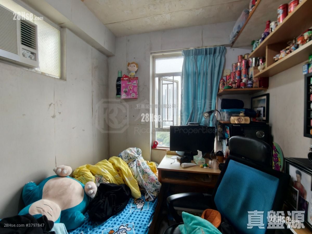 翠丽花园 售盘 2 房 427 平方尺