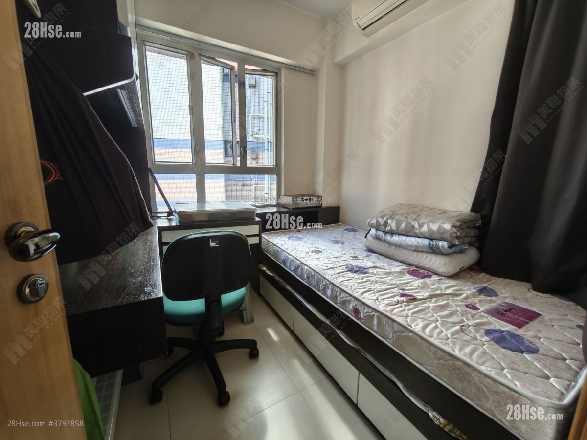 Peony Height Sell 3 Bedrooms , 1 Bathroom 540 ft²