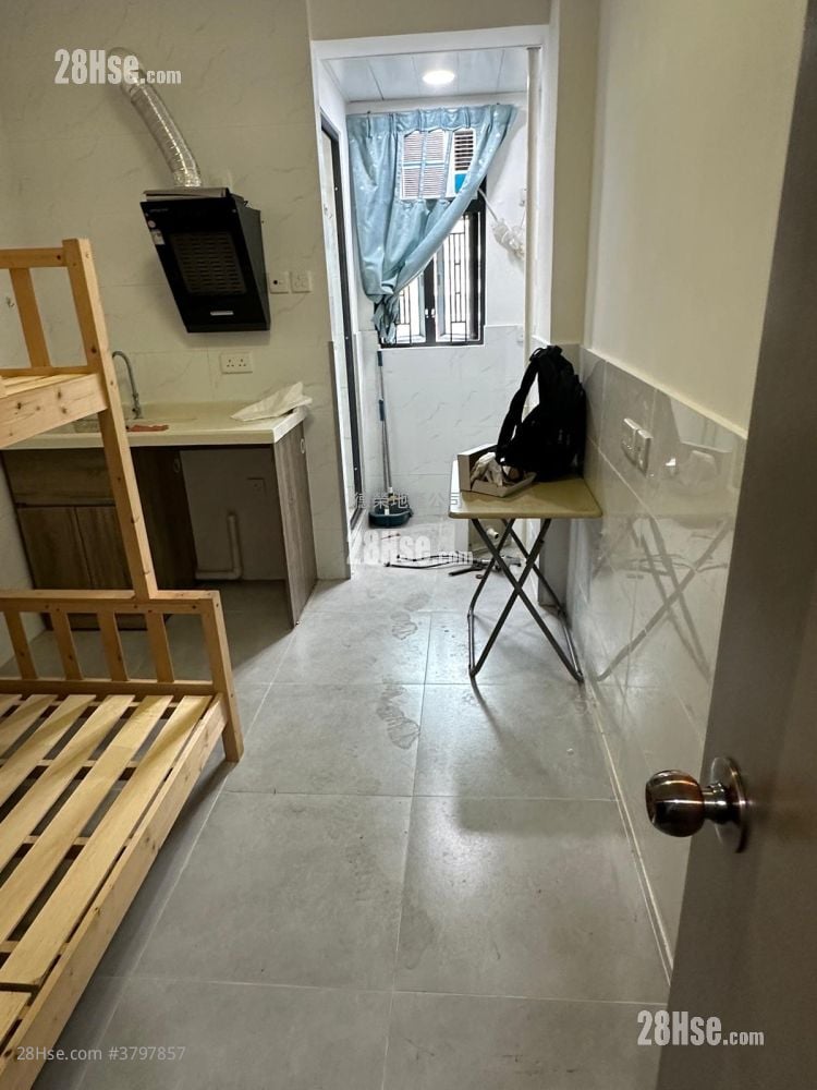 福德街 租盘 开放式间隔 , 1 浴室 100 平方尺